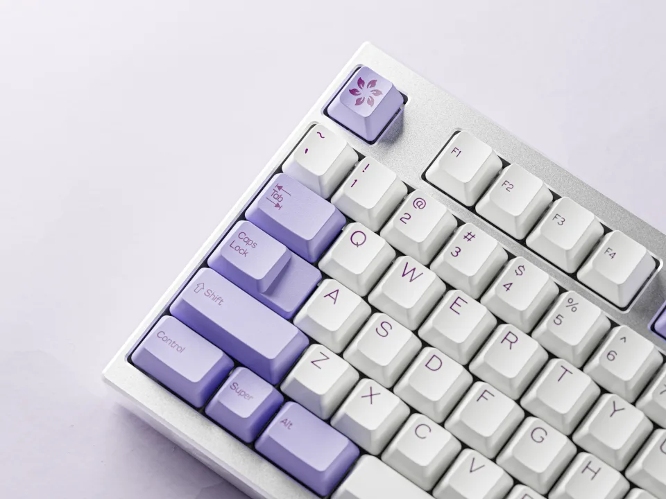 DCS Lily Revival on a Longhi keyboard, top view
